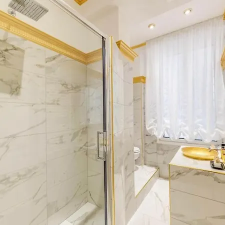 Le Case Al Vaticano Con Jacuzzi 3 Case Indipendenti Apartment Rom